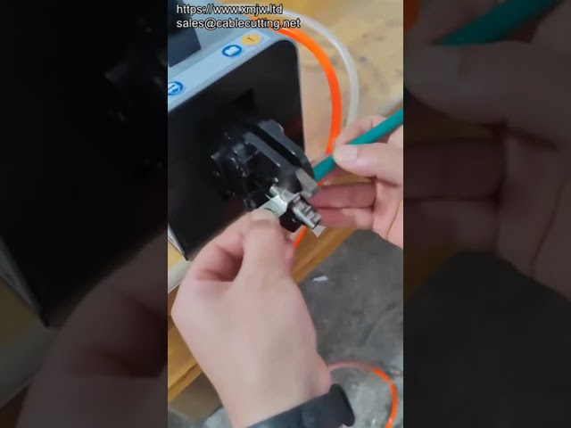 Pneumatic Small Size Terminal Crimping Machine with Crimper Tool