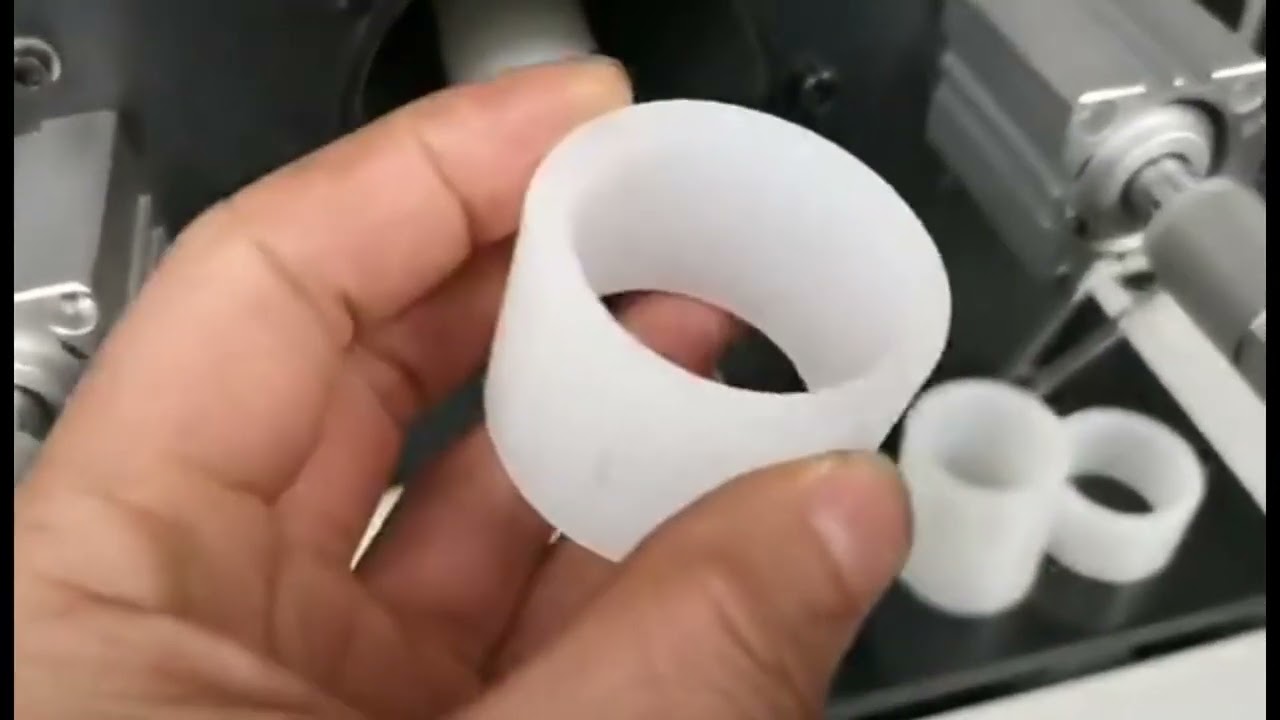 ماكينة قطع أنابيب PVC الأوتوماتيكية - ماكينة قص الأغلفة البلاستيكية عالية السرعة