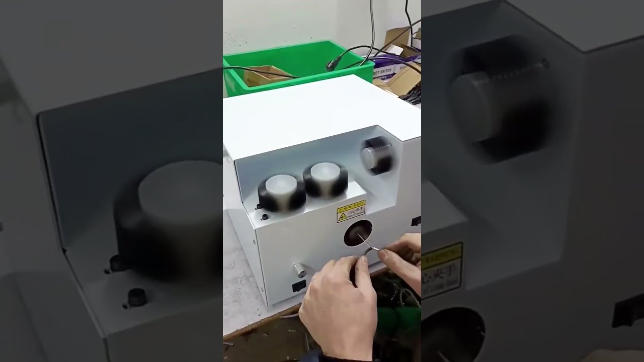 Three-Brush Wire Twisting Machine Working Real Shot