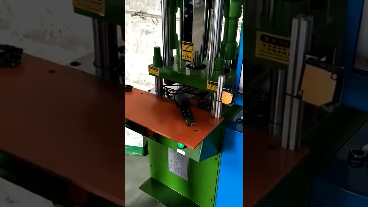 35-Ton Patch Cord Plastic Injection Molding Machine