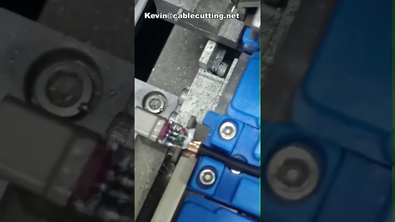 آلة لحام موصل USB-C الأوتوماتيكية المخصصة لتصنيع كابلات USB
