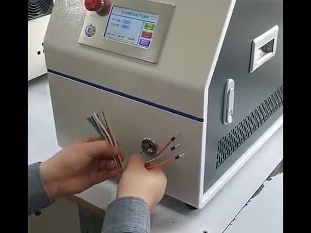 ماكينة تجريد وعقص الأطراف الأنبوبية العازلة الأوتوماتيكية (0.5-4.0 مم²) مع مشبك مربع