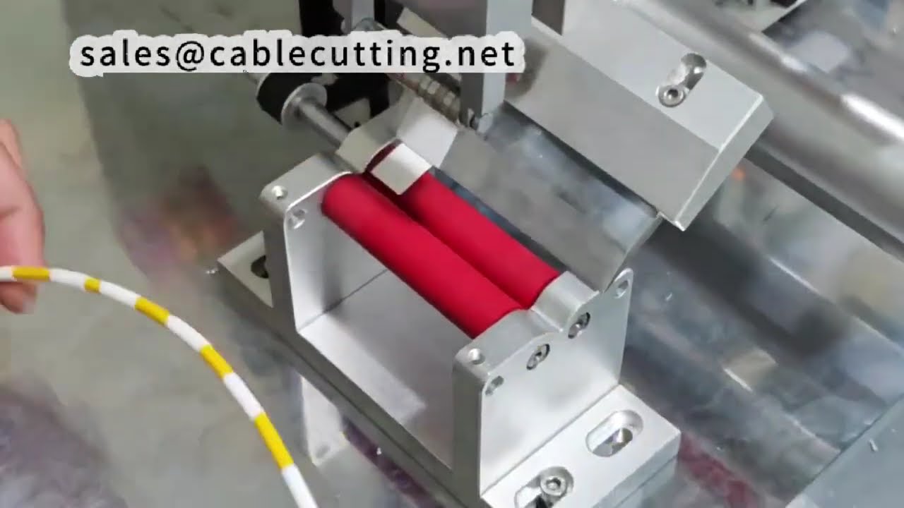 Roll Labeling Machine | Wrap-Around Labeler for Industrial Automation