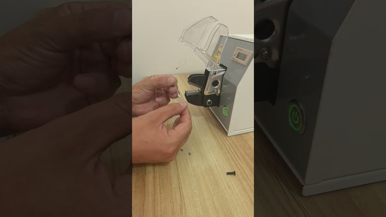 Electric Terminal Crimping Machine for Secure Wire and Fishing Snap Connections