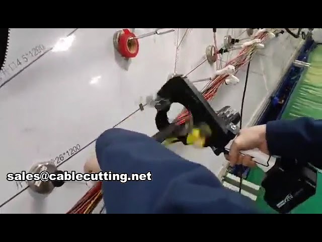 آلة تغليف الكابلات اللاسلكية المحمولة باليد AT-101L – شحن أكبر لعمل أطول