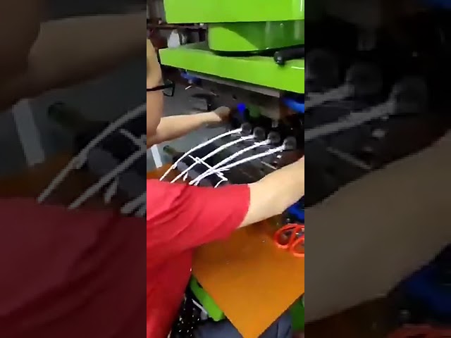 Desktop Injection Molding Machine for Small Plastic Product Manufacturing