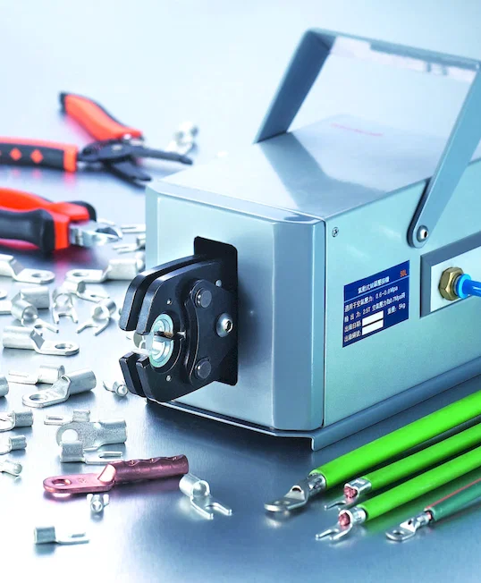 آلة كبس أطراف هوائية WPM-50L